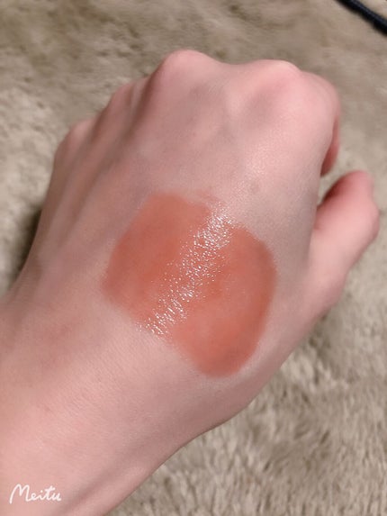 ルージュ ピュールクチュール ヴェルニ ウォーターグロウ/YVES SAINT LAURENT BEAUTE/口紅を使ったクチコミ(4枚目)