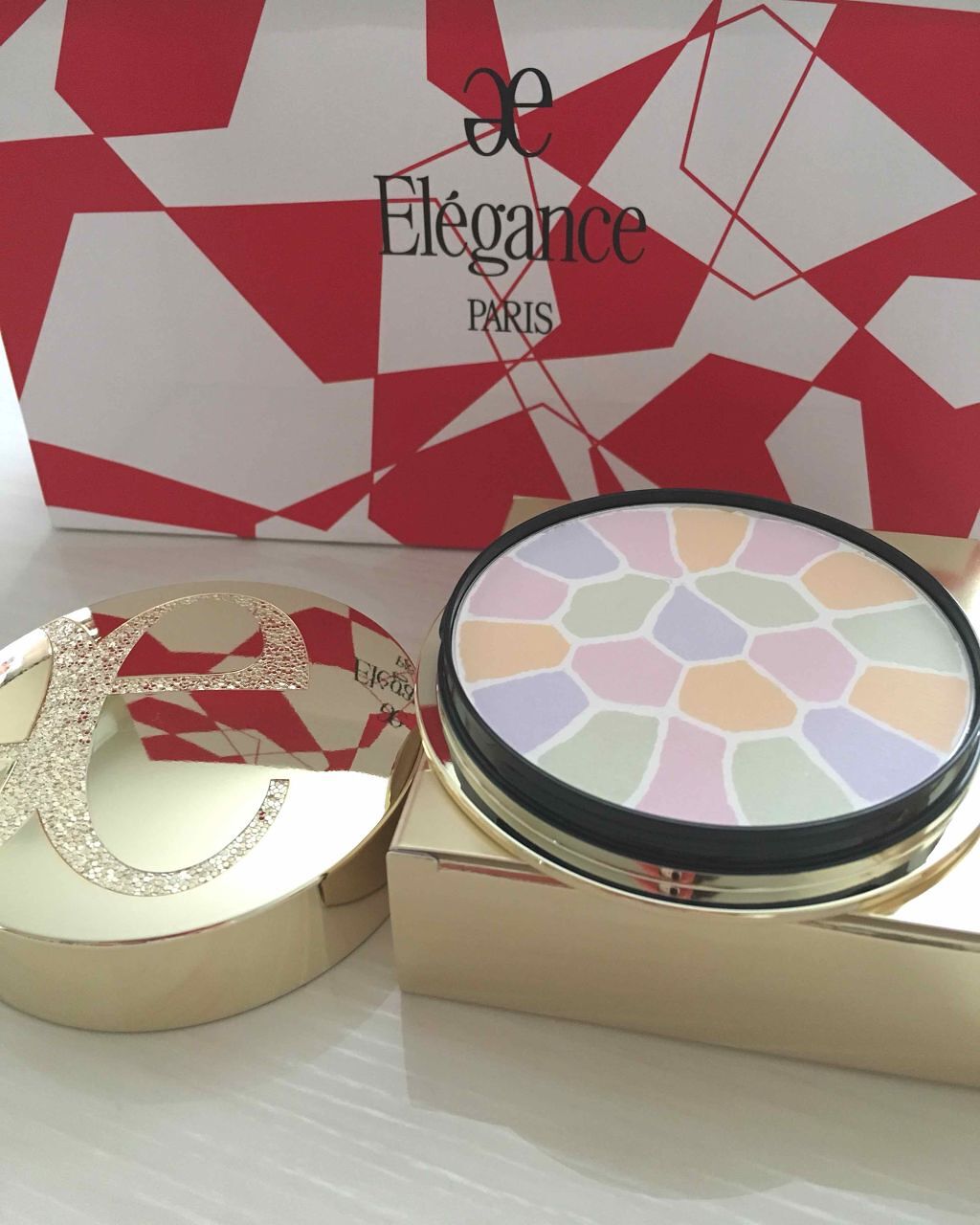 エレガンス ラ プードル オートニュアンス リクスィーズ/Elégance/プレストパウダーを使ったクチコミ(1枚目)
