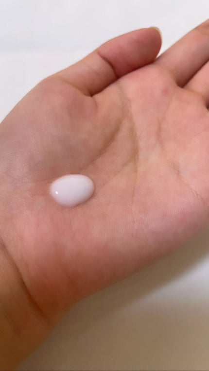 モイスチャライジングセラム/エトヴォス/美容液を使ったクチコミ(2枚目)