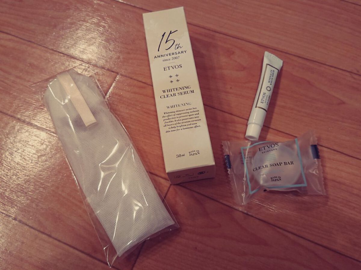 ミネラルUVホワイトセラム 通常デザイン/エトヴォス/日焼け止めローションを使ったクチコミ（2枚目）