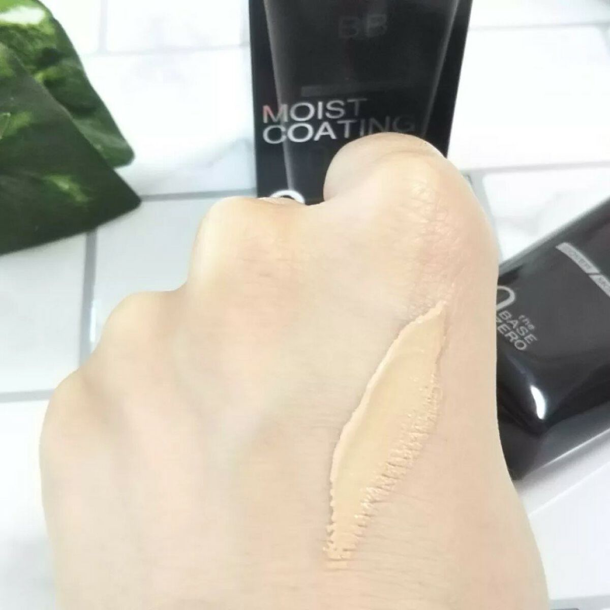 ザBB(カバー&モイストコーティング)/KATE/BBクリームを使ったクチコミ(4枚目)