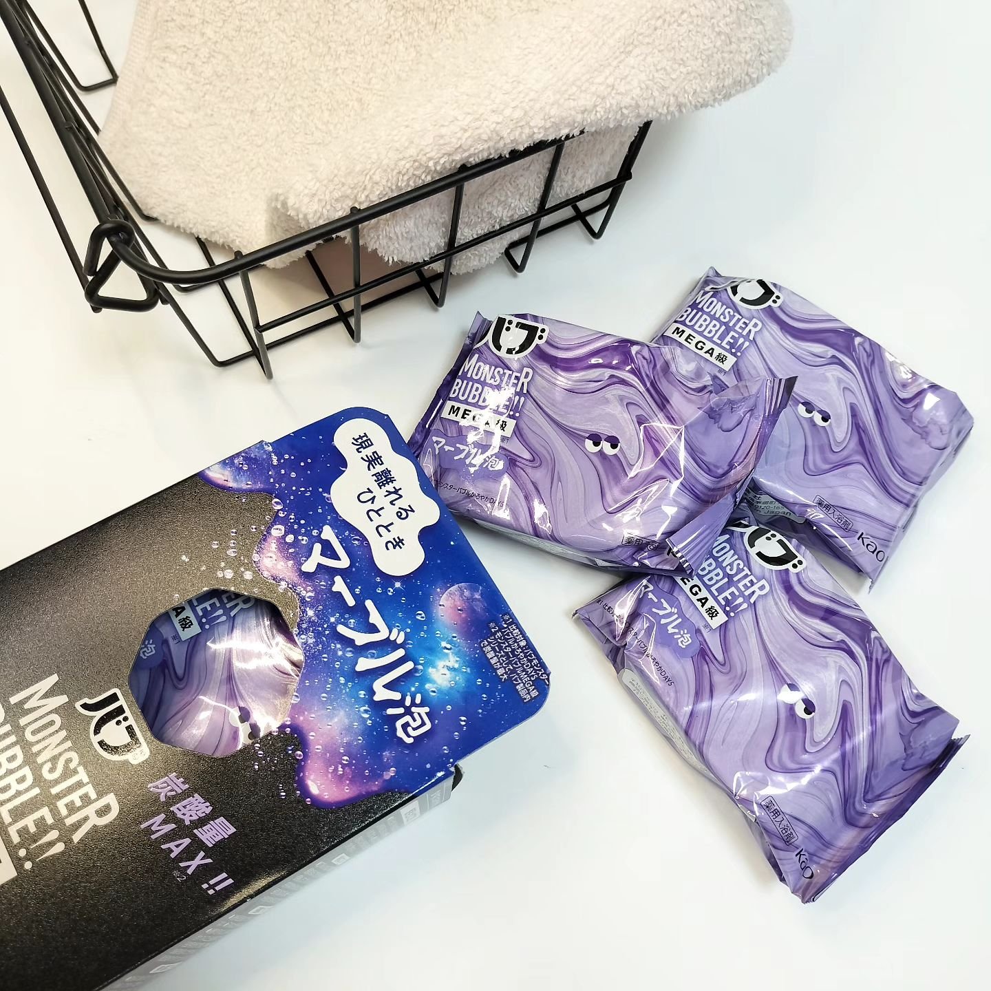 バブ モンスターバブルMEGA級 マーブル泡 ラベンダーカクテルの香り​/バブ/炭酸系入浴剤を使ったクチコミ（2枚目）