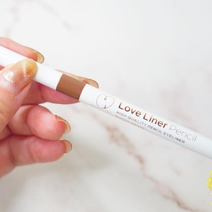 クリームフィットペンシル<アイライナー>/ラブ・ライナー/ペンシルアイライナーを使ったクチコミ(4枚目)