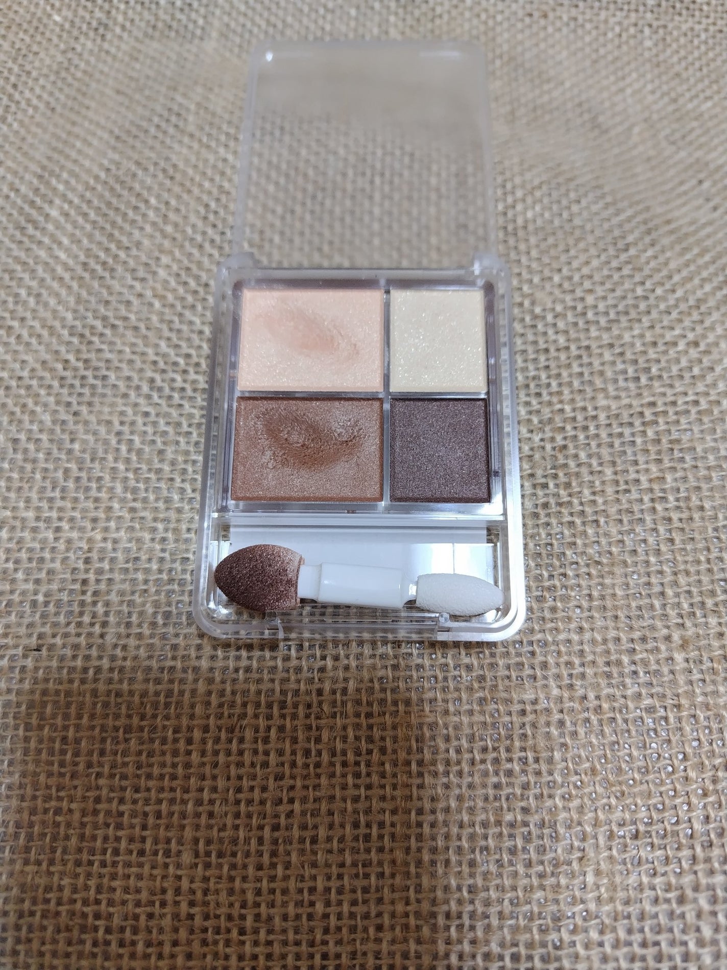 グラデーション アイシャドウ/ちふれ/アイシャドウパレットを使ったクチコミ(1枚目)