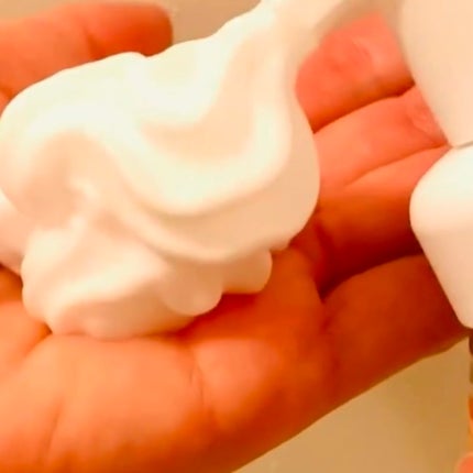 ビオレ ザフェイス 泡洗顔料 ディープモイスト/ビオレ/泡洗顔を使ったクチコミ(2枚目)