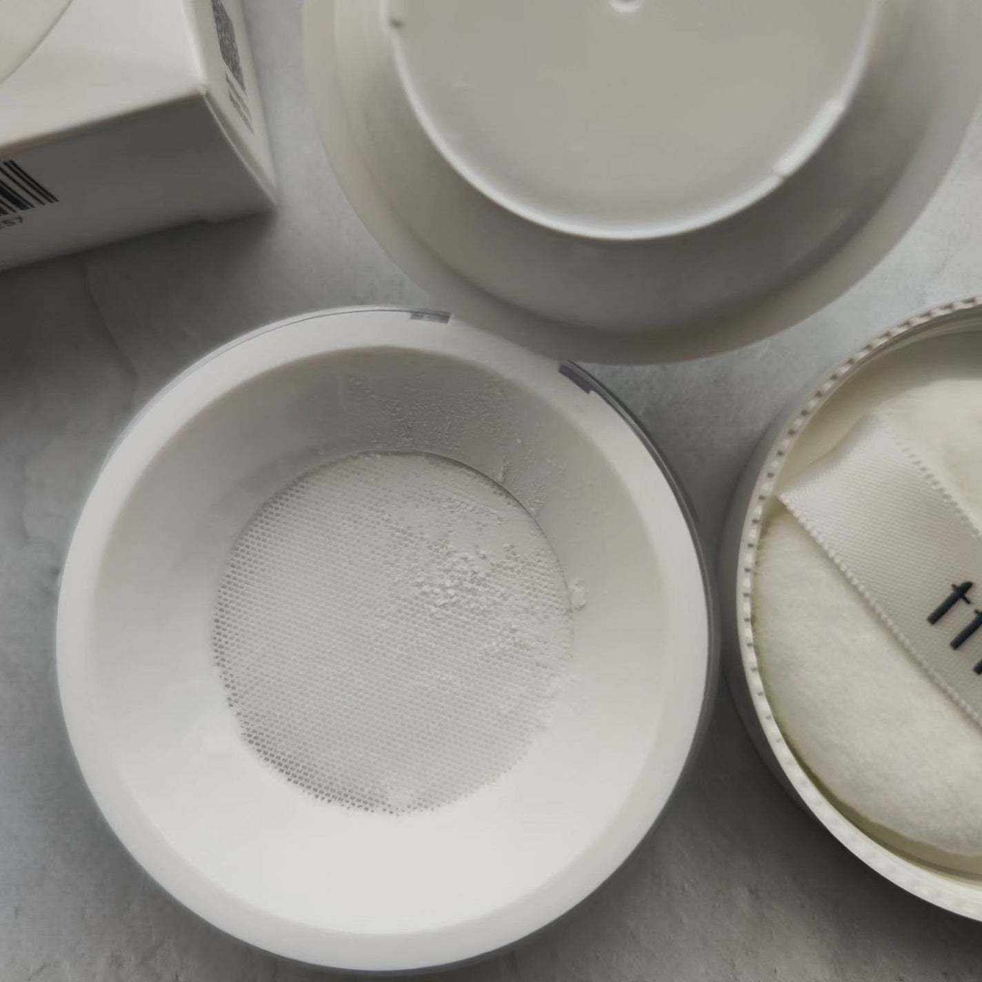 トランスルーセントセットフィニッシングパウダー/TFIT/ルースパウダーを使ったクチコミ(3枚目)