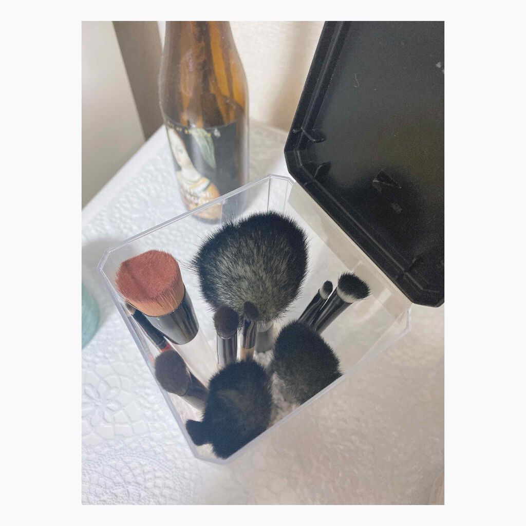 ちゃんさき on LIPS 「メイクブラシの収納って、今までポーチに直入れしてたけど衛生的じ..」(2枚目)