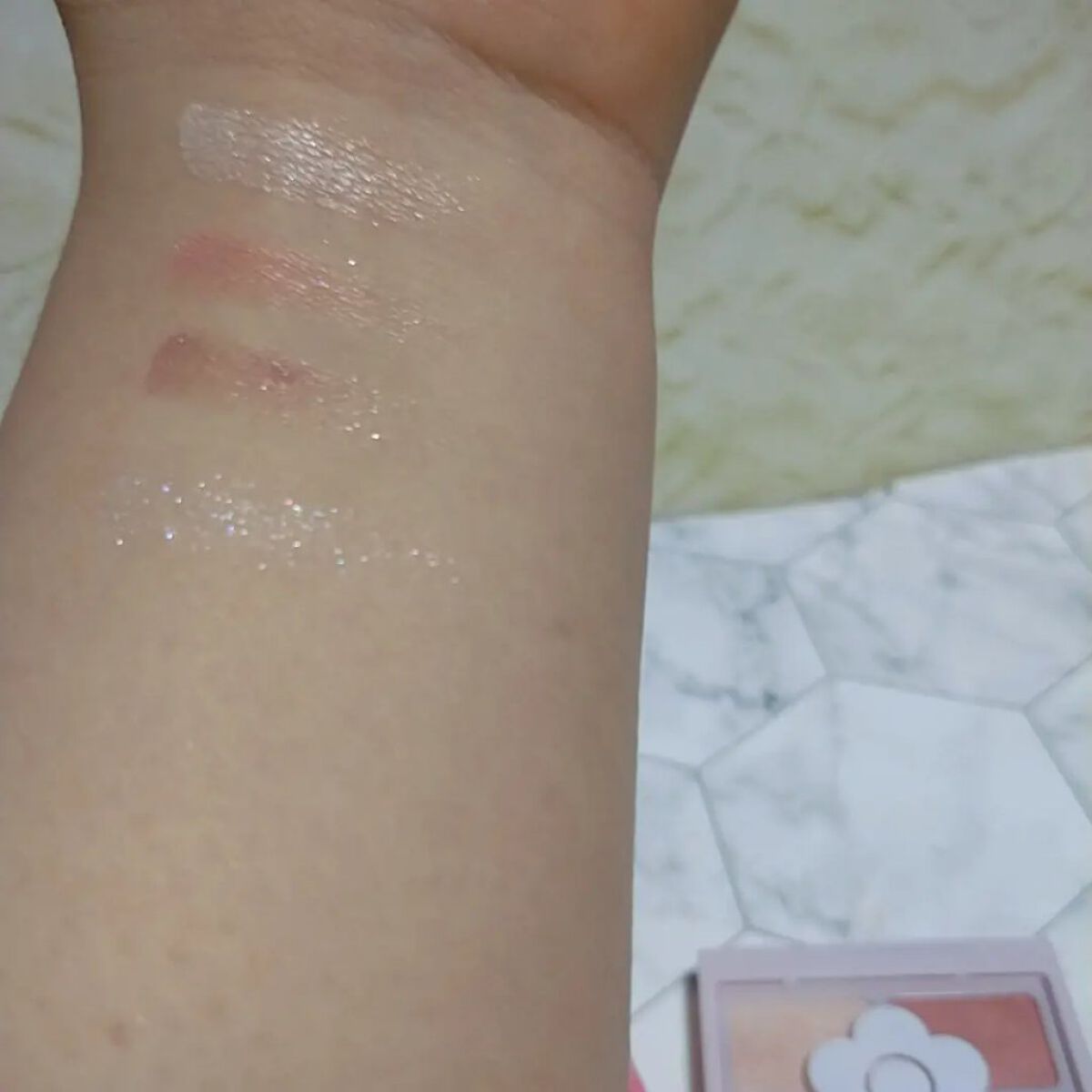 デイジードール アイカラー パレット PK-01 サクラピンク/DAISY DOLL by MARY QUANT/アイシャドウパレットを使ったクチコミ（2枚目）