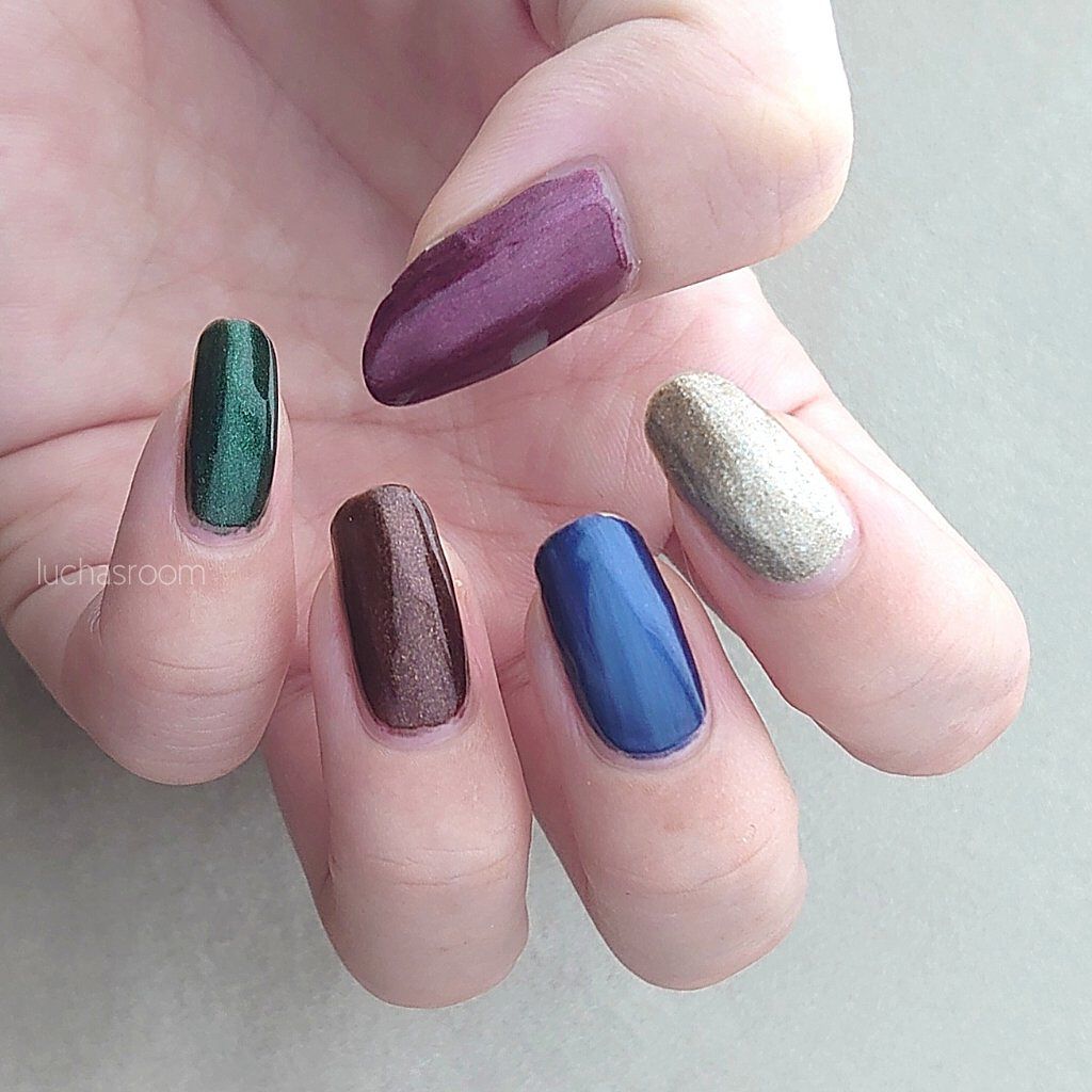 ネイルホリック Dark Fantasy Color RD417/ネイルホリック/マニキュアを使ったクチコミ（3枚目）