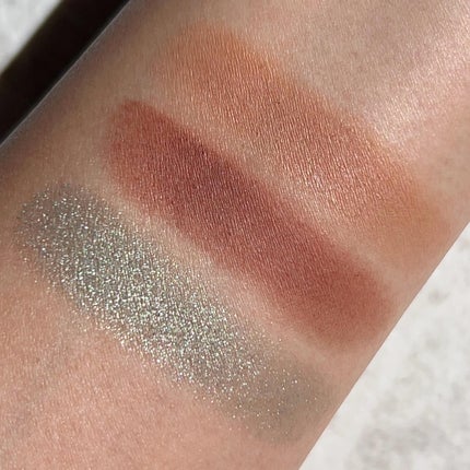 オンブル エサンシエル/CHANEL/単色アイシャドウを使ったクチコミ(6枚目)