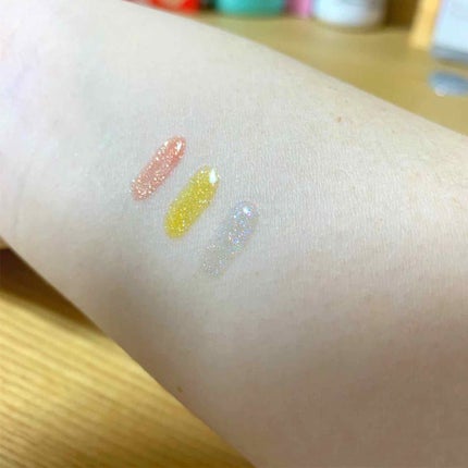 メスメリック グラスリップオイル/CHICCA/リップグロスを使ったクチコミ(3枚目)