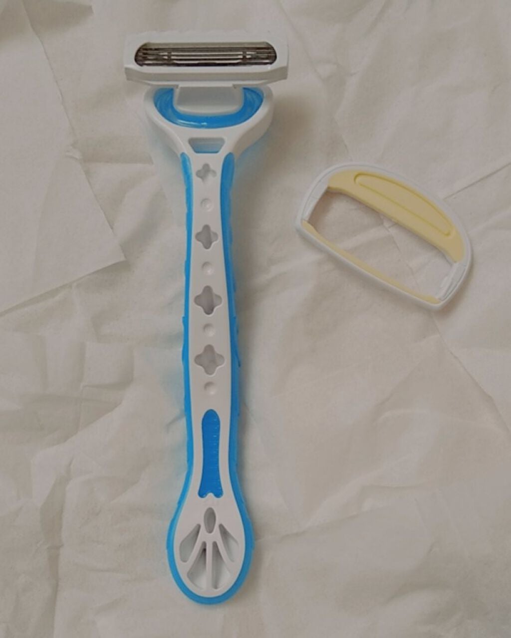 アクアフィット 敏感肌用 2本入/貝印/シェーバーを使ったクチコミ(2枚目)