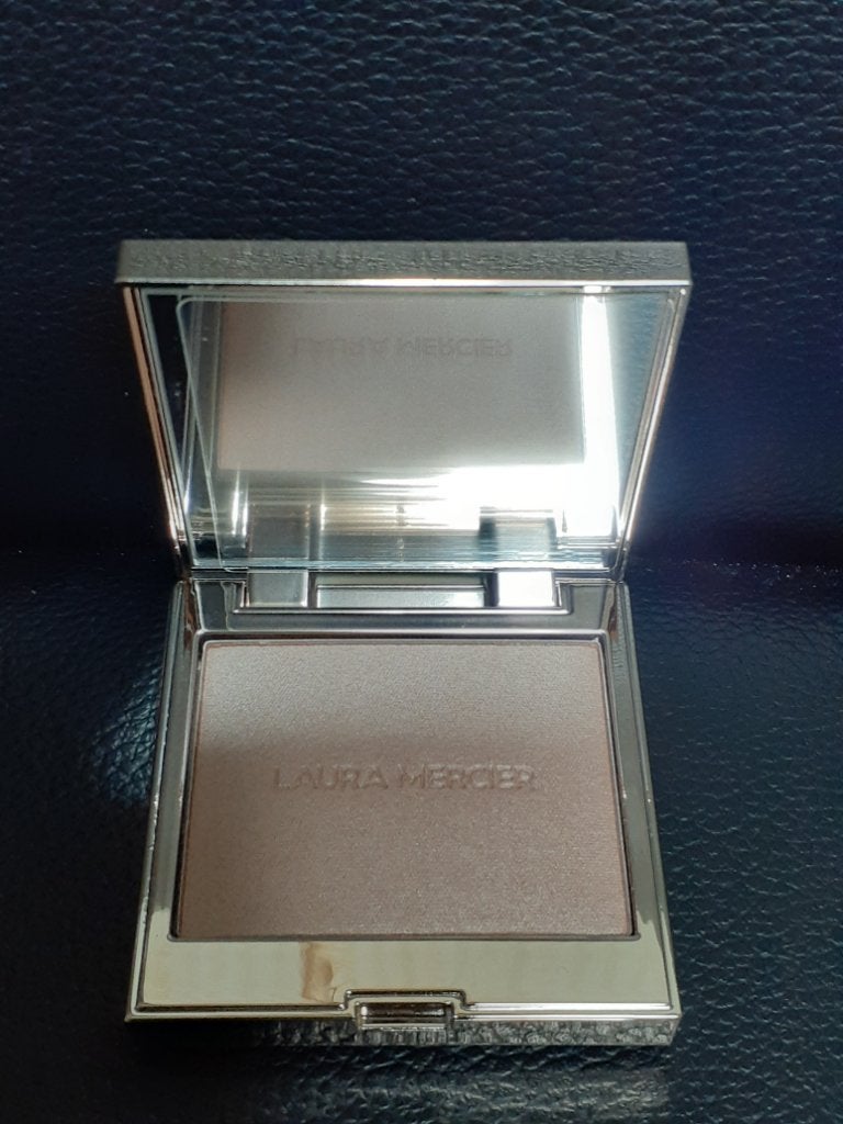 ローズグロウ イルミネーター /ローラ メルシエ/プレストパウダーを使ったクチコミ(1枚目)