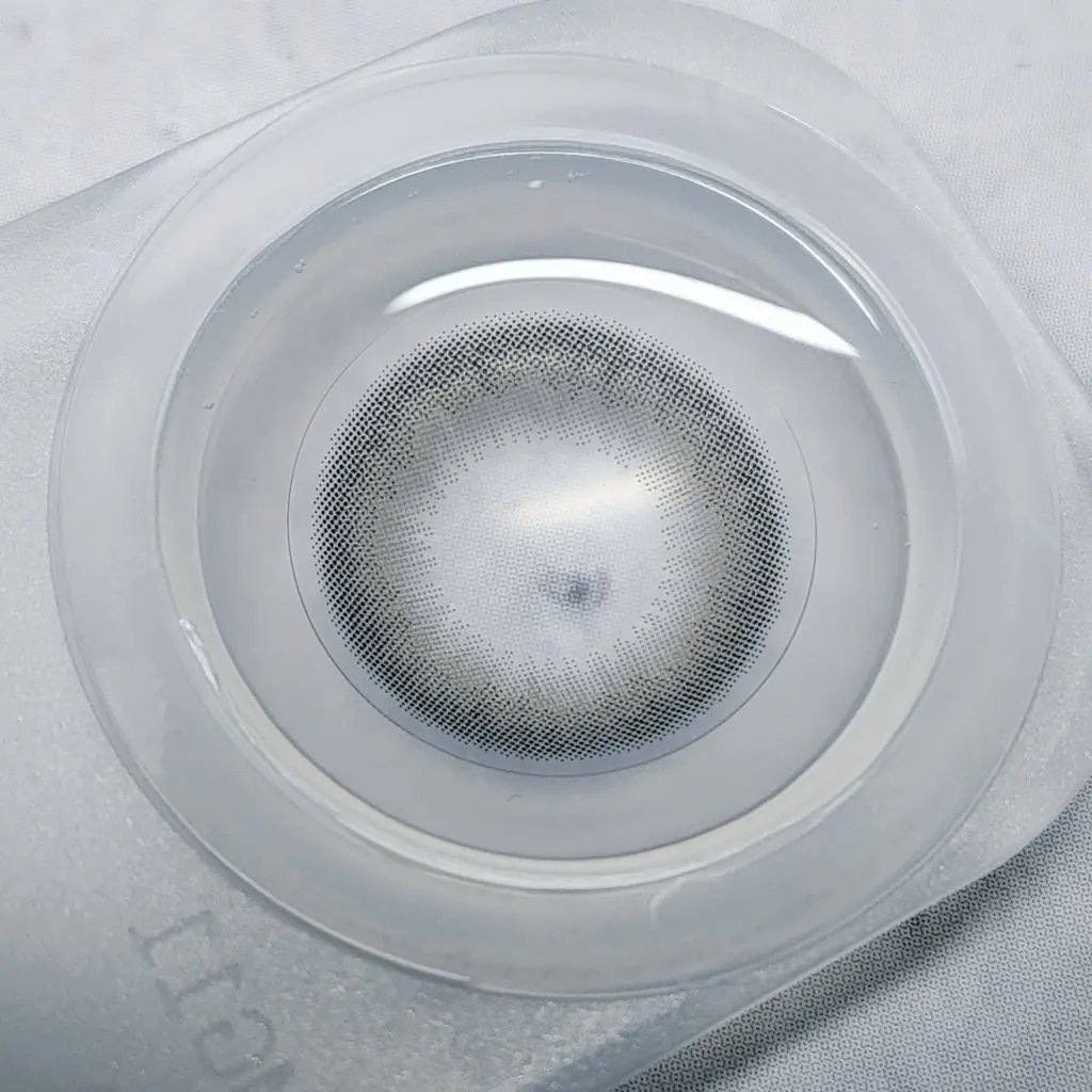 Pompon Pop /chuu LENS/ワンデー（１DAY）カラコンを使ったクチコミ（3枚目）