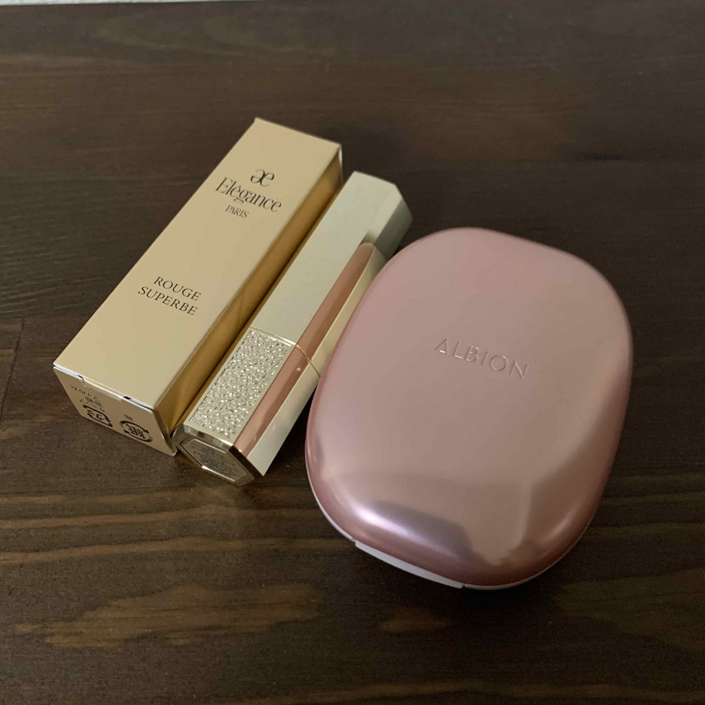 エレガンス リクイッド ルージュ ビジュー/Elégance/口紅を使ったクチコミ（1枚目）