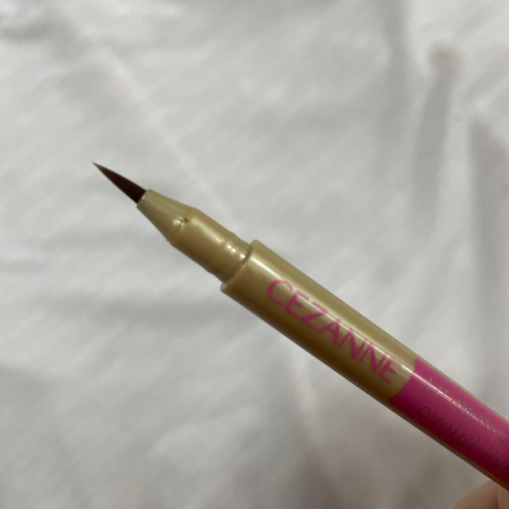 描くふたえアイライナー/CEZANNE/リキッドアイライナーを使ったクチコミ(4枚目)