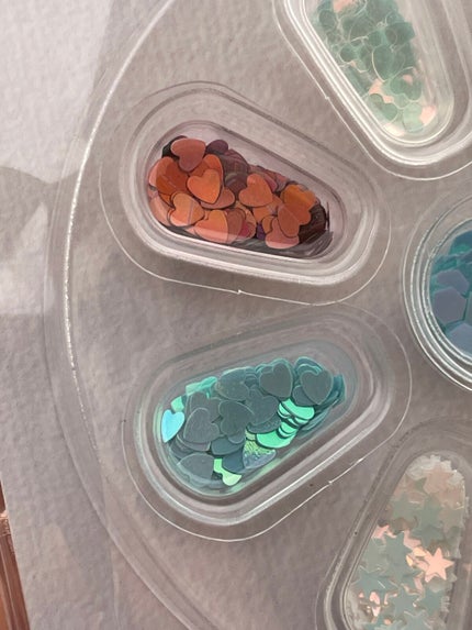 ネイルパーツ9P ミックスホロ/キャンドゥ/ネイルチップ・パーツを使ったクチコミ(3枚目)