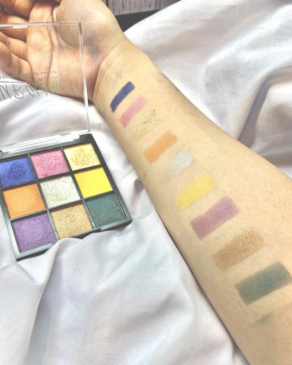 UR GLAM　BLOOMING EYE COLOR PALETTE/U R GLAM/アイシャドウパレットを使ったクチコミ（2枚目）