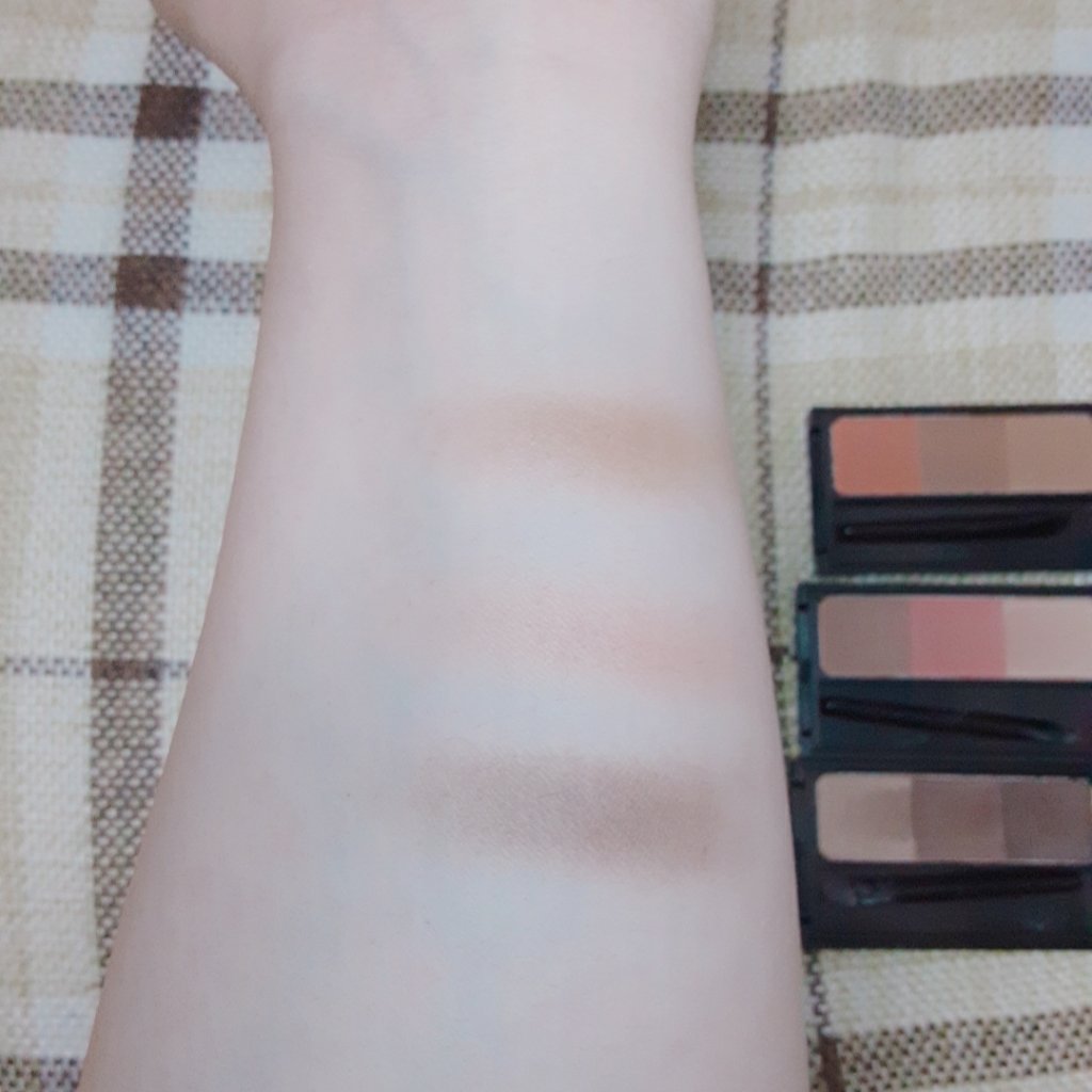 UR GLAM　EYEBROW POWDER/U R GLAM/パウダーアイブロウを使ったクチコミ（3枚目）