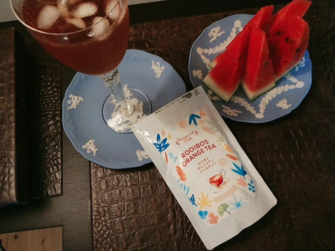 mcgroupakiko on LIPS 「暑い今日は涼しいお部屋で、涼やかな『ルイボスティーオレンジパウ..」(1枚目)