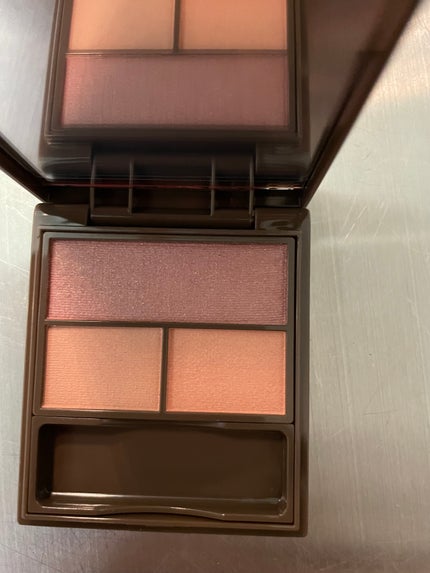 プランクトン on LIPS 「眉毛用のコンシーラーは小さいタイプ。おまけで付いて来ました。パ..」(4枚目)