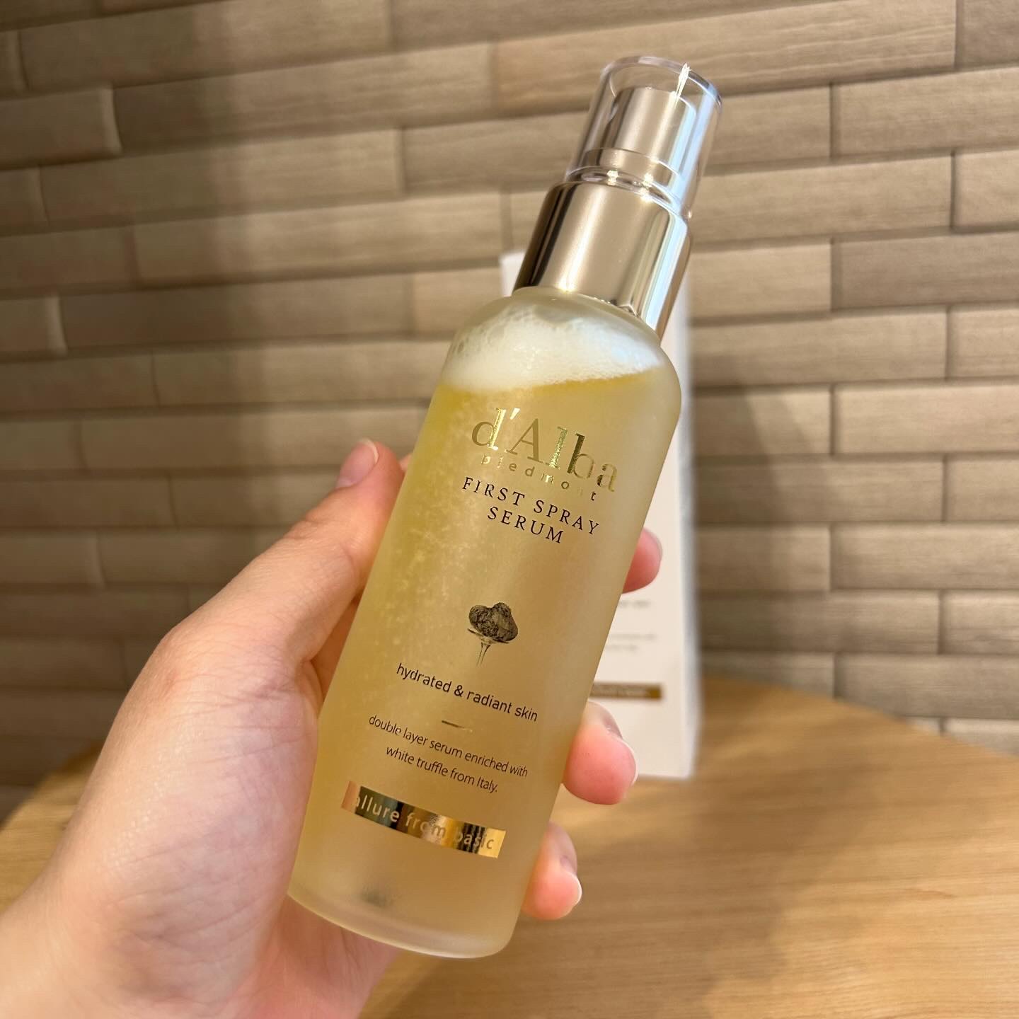 ダルバ ホワイトトリュフファーストスプレーセラム/ダルバ/ミスト状化粧水を使ったクチコミ（3枚目）