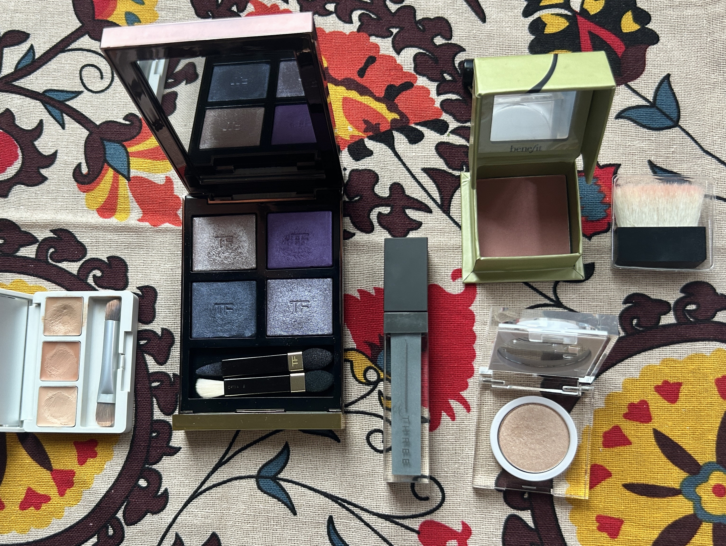 アルカミストツイストフォーアイ 04 BIG SKY.............../THREE/リキッドアイシャドウを使ったクチコミ（3枚目）