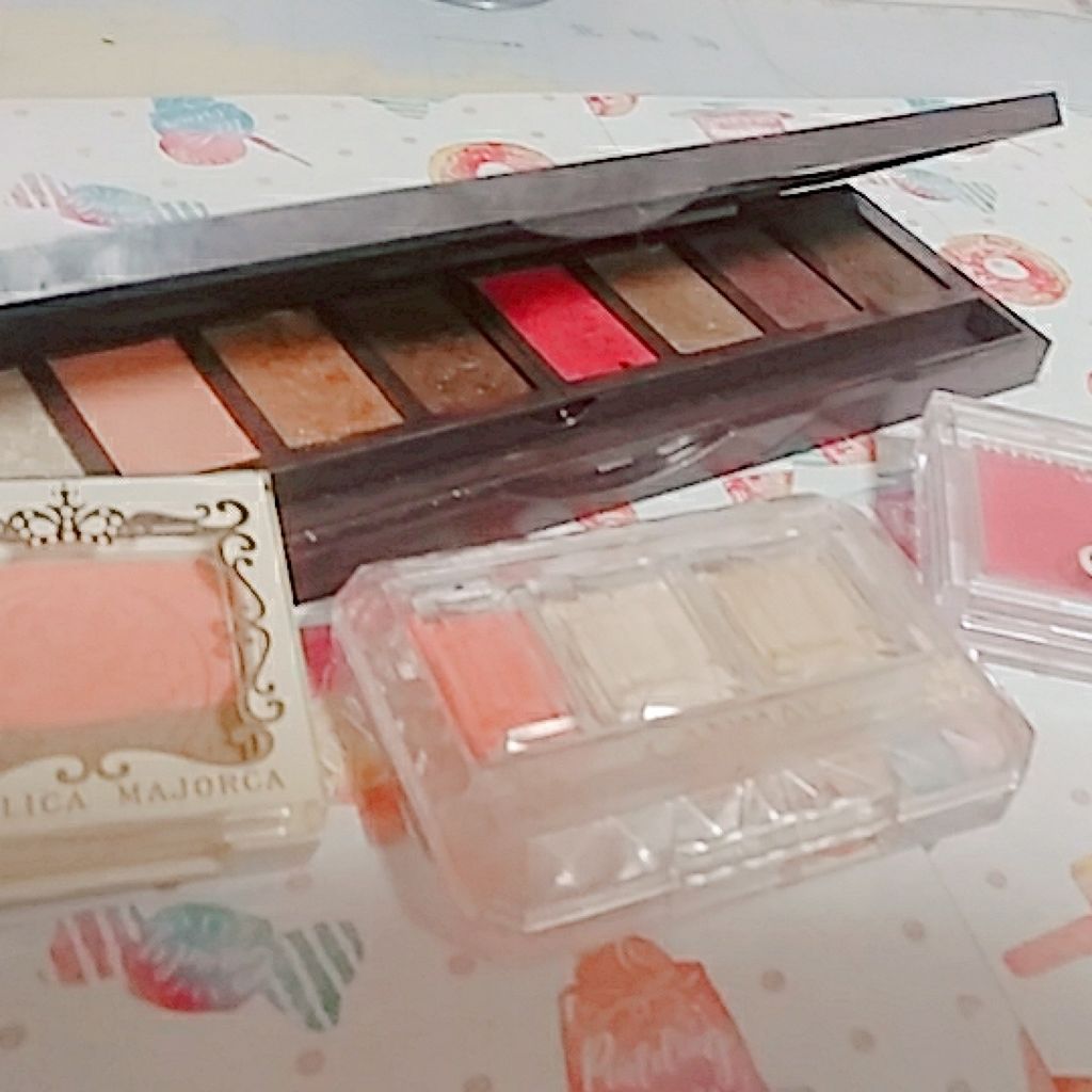 プリズム パウダーアイカラー/リンメル ロンドン/単色アイシャドウを使ったクチコミ(3枚目)