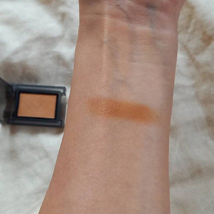 セルヴォーク ヴォランタリー アイズ/Celvoke/単色アイシャドウを使ったクチコミ(2枚目)