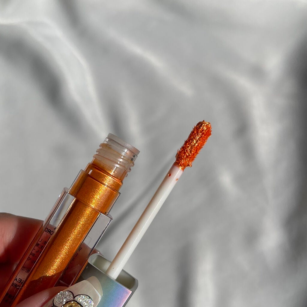 ダイヤモンドシリーズ 星空リキッドアイシャドウ/ZEESEA/リキッドアイシャドウを使ったクチコミ(4枚目)