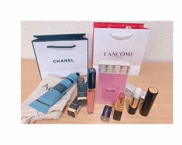 ようやくデパート再開したので……！

CHANEL
ルージュココグロス96 マグノリア 5.5ｇ
￥3,600＋税
ルージュココフラッシュ144 ムーヴ 3ｇ
￥4,000＋税
チャンス クレイヨン ド