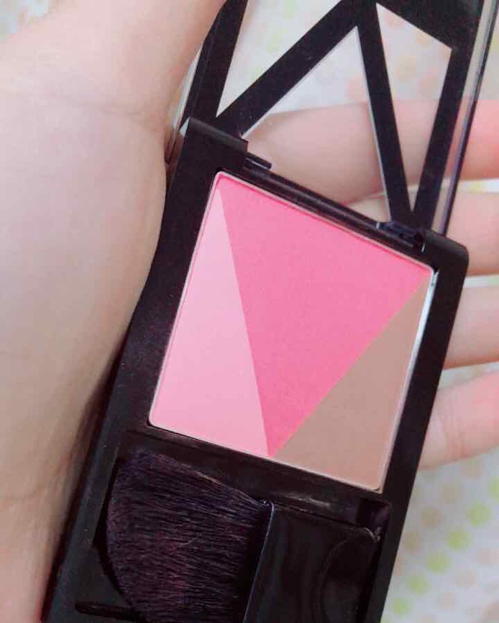 フェイスステュディオ Vフェイス ブラッシュ/MAYBELLINE NEW YORK/パウダーチークを使ったクチコミ(2枚目)