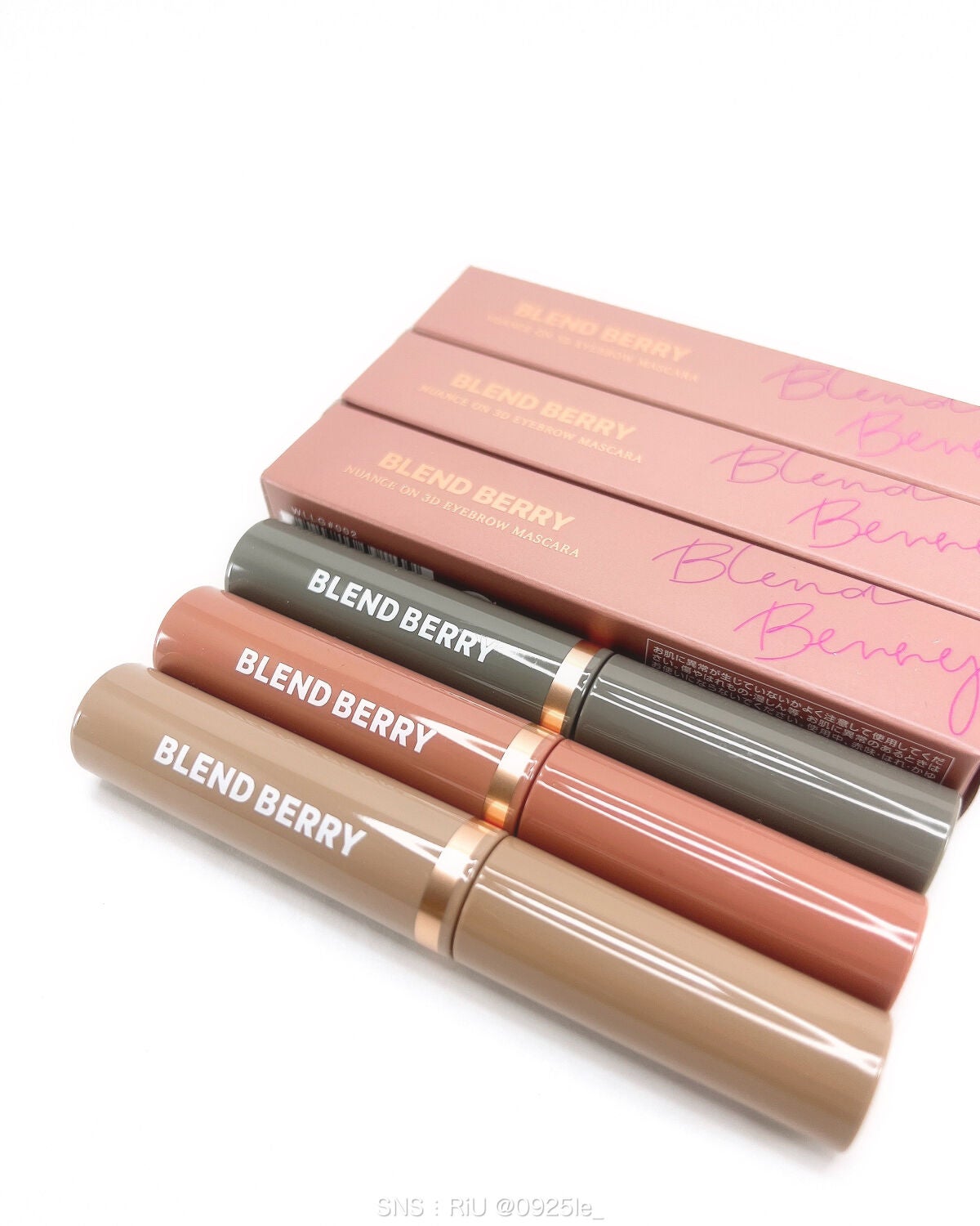 ニュアンスオン3Dアイブロウマスカラ/BLEND BERRY/眉マスカラを使ったクチコミ(4枚目)