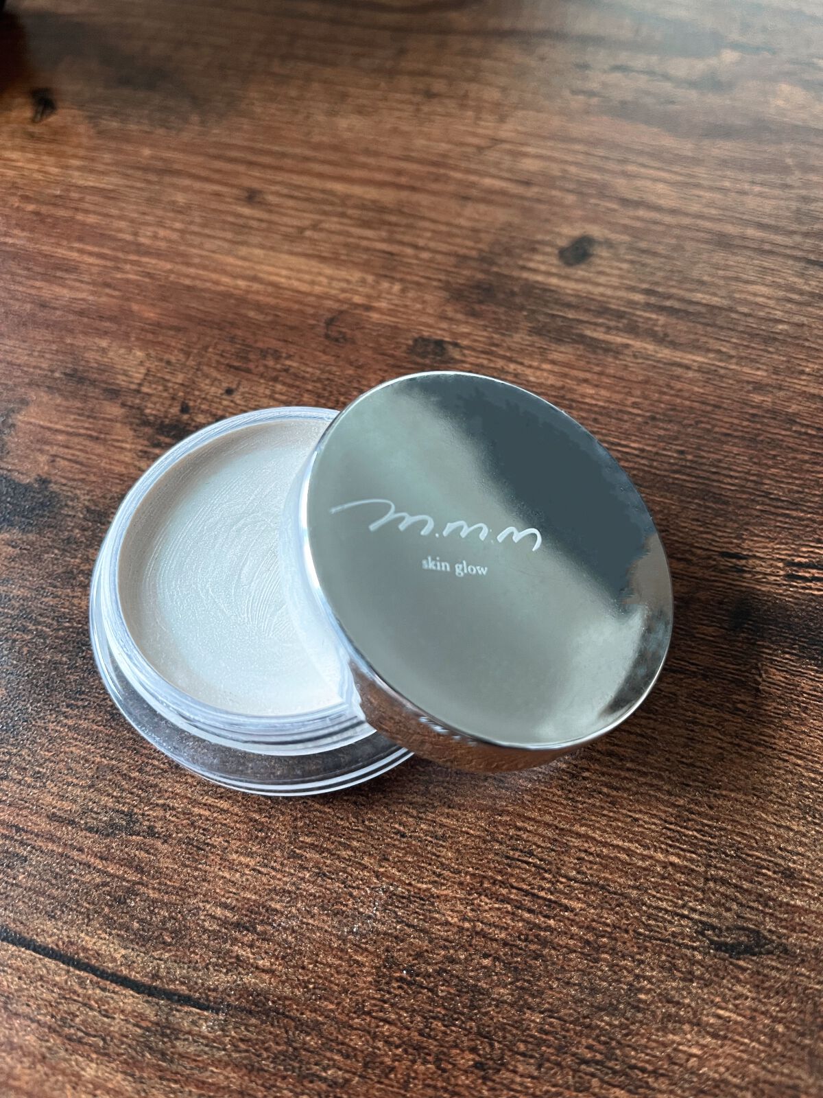 スキングロウ/m.m.m/プレストパウダーを使ったクチコミ（1枚目）