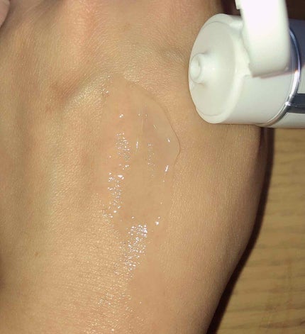 モイストファーマ オールインワンジェル/unlabel/オールインワン化粧品を使ったクチコミ(4枚目)