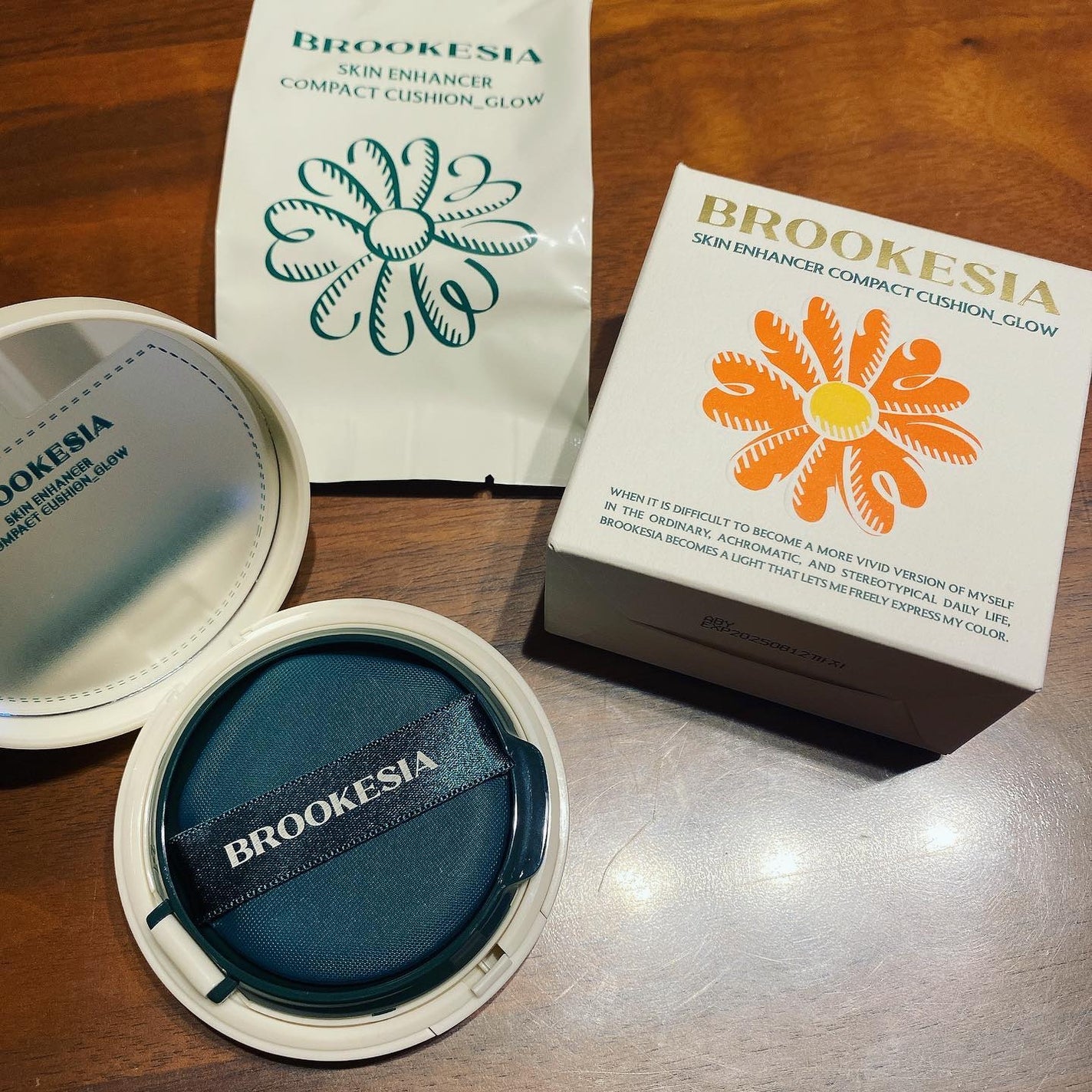 スキンエンハンサー コンパクトクッション(グロー)/BROOKESIA/クッションファンデーションを使ったクチコミ(2枚目)