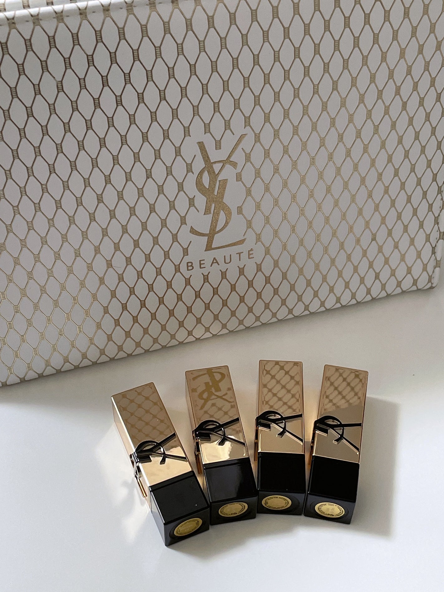 YSL ミニ リップセット/YVES SAINT LAURENT BEAUTE/メイクアップキットを使ったクチコミ(2枚目)