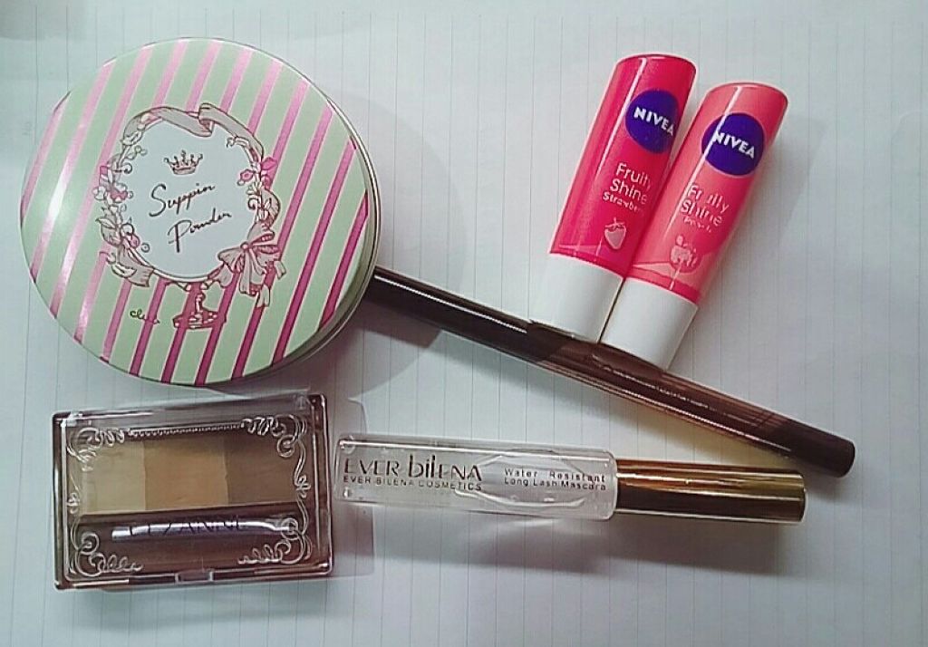 ニベア リップケアシャインシリーズ(韓国限定)/NIVEA(海外)/リップクリームを使ったクチコミ（1枚目）