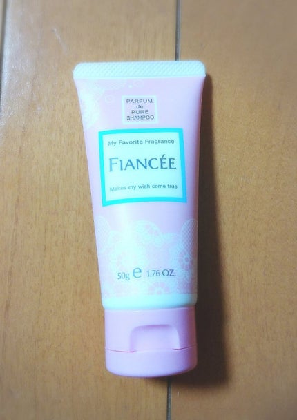 ハンドクリーム ピュアシャンプーの香り/フィアンセ/ハンドクリームを使ったクチコミ(1枚目)