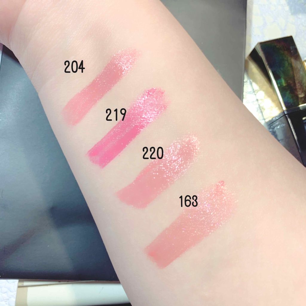 ルージュ ピュールクチュール ヴェルニ/YVES SAINT LAURENT BEAUTE/口紅を使ったクチコミ(2枚目)