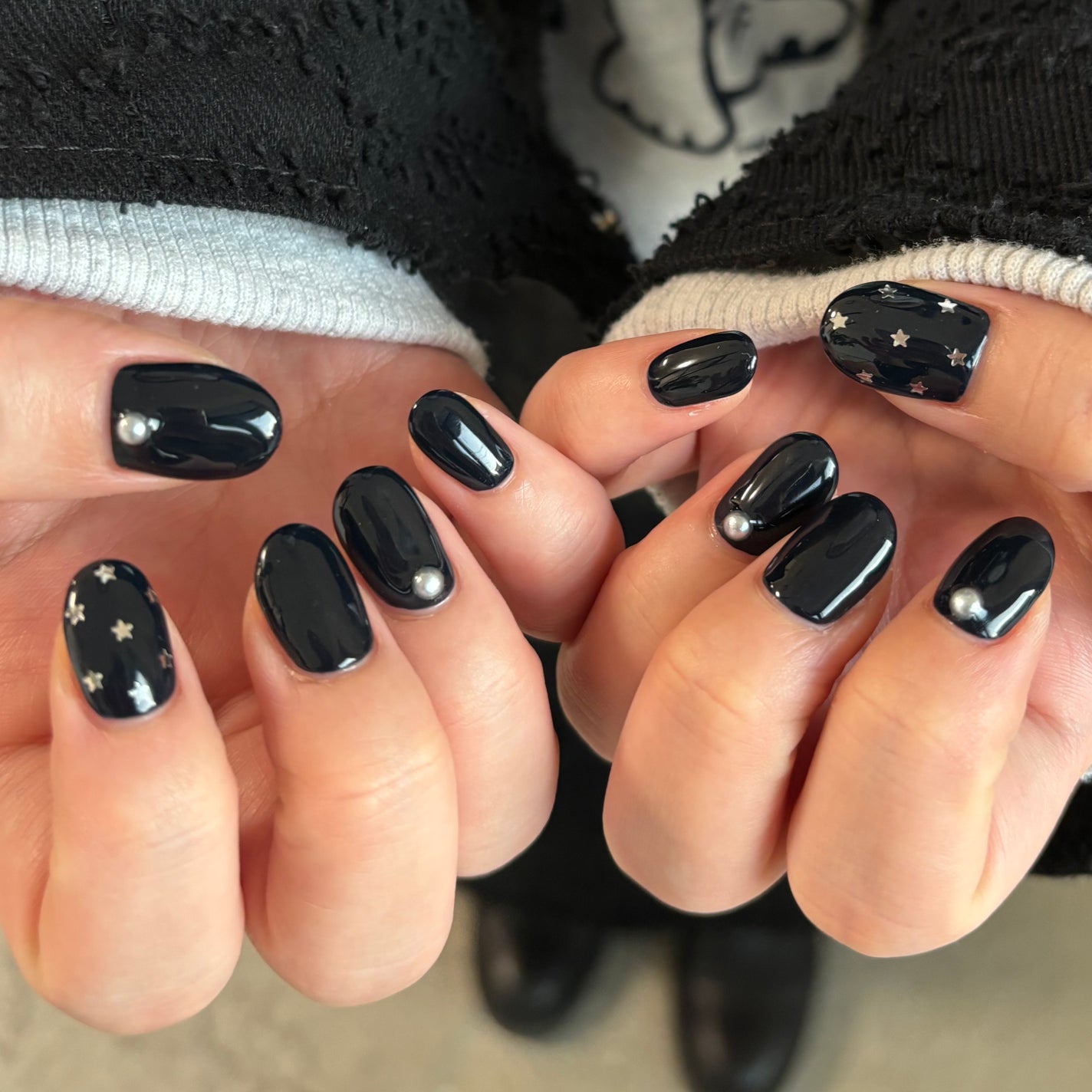 夏美🍉フォロバ on LIPS 「【大流行中の星ホログラム💫おちびサイズがかわいすぎる!】【いま..」(2枚目)