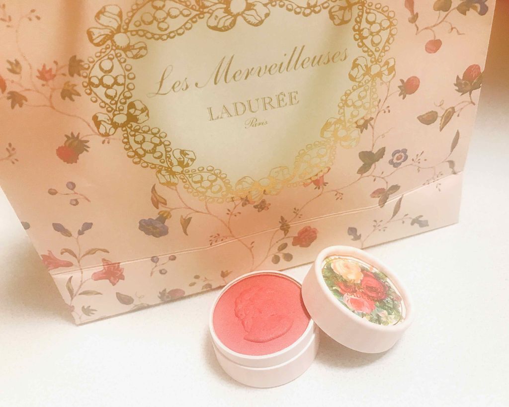 ミニ プレスト チークカラー/レ・メルヴェイユーズ ラデュレ/パウダーチークを使ったクチコミ（1枚目）