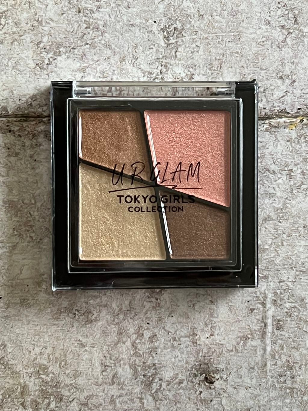 UR GLAM VELVET EYE COLOR PALETTE/U R GLAM/アイシャドウパレットを使ったクチコミ(2枚目)