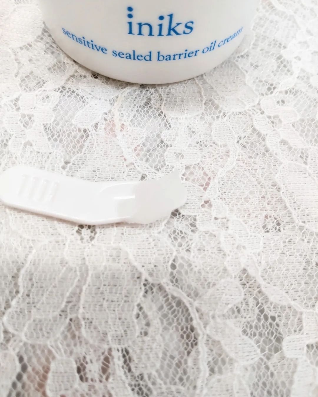 センシティブ シールドバリア オイルクリーム/iniks/フェイスクリームを使ったクチコミ(3枚目)