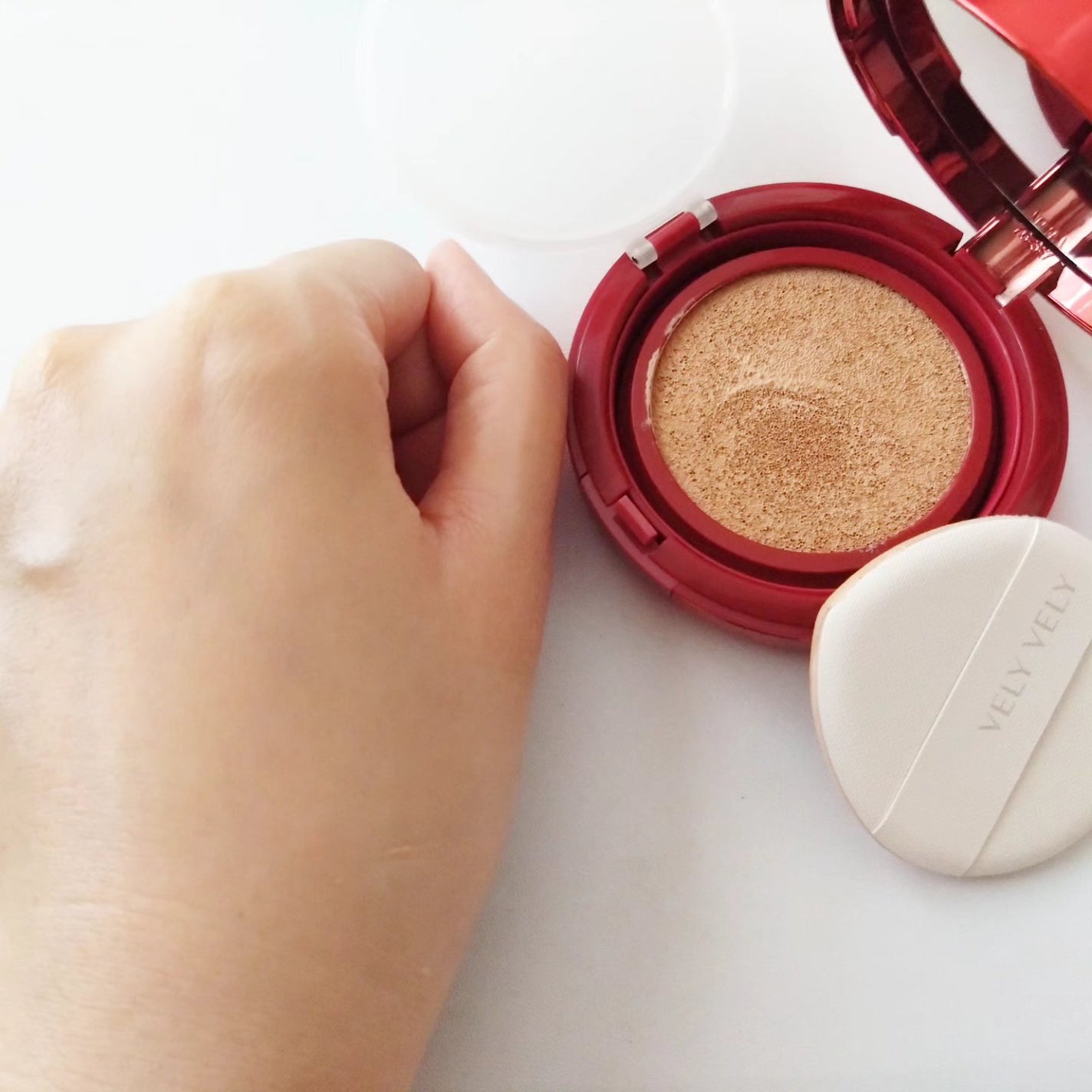 ハリケアコラーゲンサンセラム/VELY VELY/日焼け止めジェルを使ったクチコミ(9枚目)