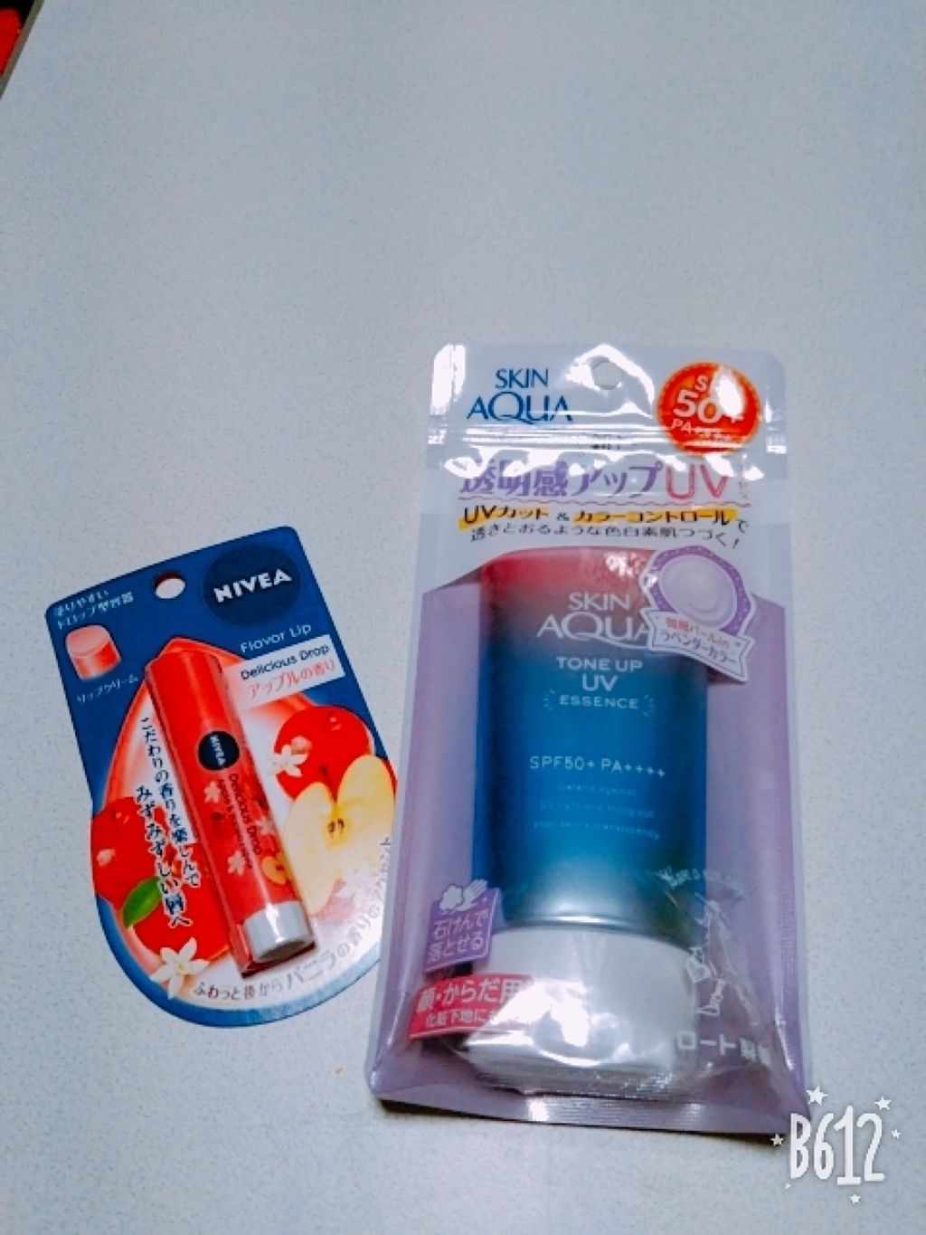 フレーバーリップ デリシャスドロップ アップルの香り〜バニラの香りのアクセント/ニベア/リップクリームを使ったクチコミ（1枚目）