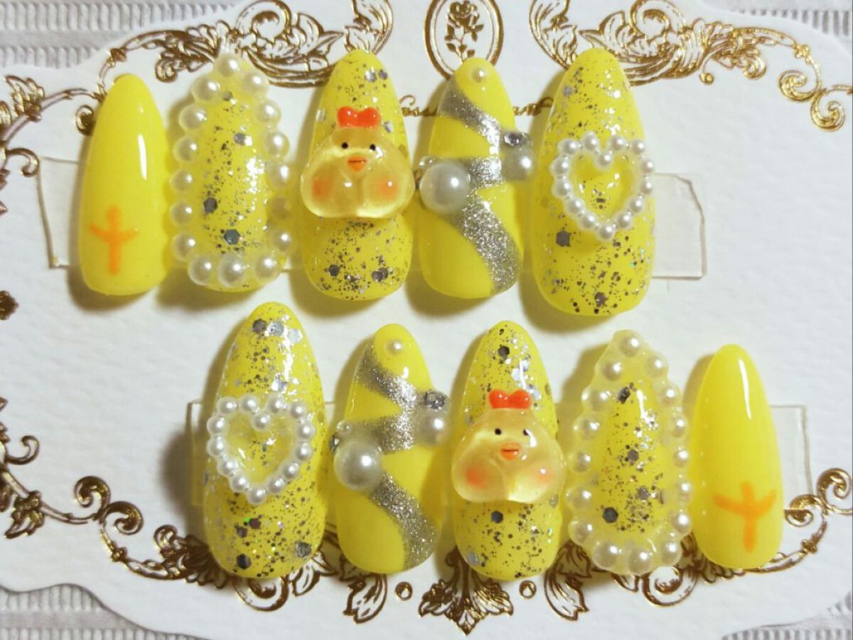 BRG ジェルネイル 8 グリッターシルバー/DAISO/ジェルネイルを使ったクチコミ（2枚目）