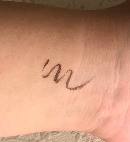 「密着アイライナー」ショート筆リキッド/デジャヴュ/リキッドアイライナーを使ったクチコミ(2枚目)