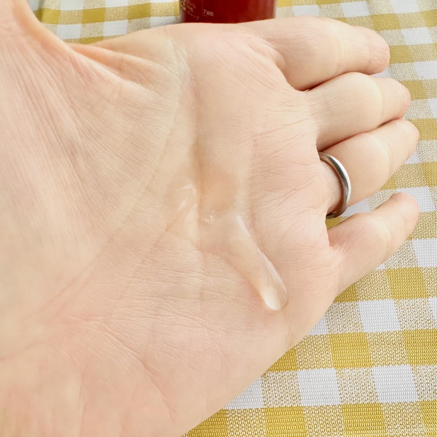 薬用 RJ地肌ケア エッセンス /アピセラピーコスメティクス/頭皮ローションを使ったクチコミ（3枚目）