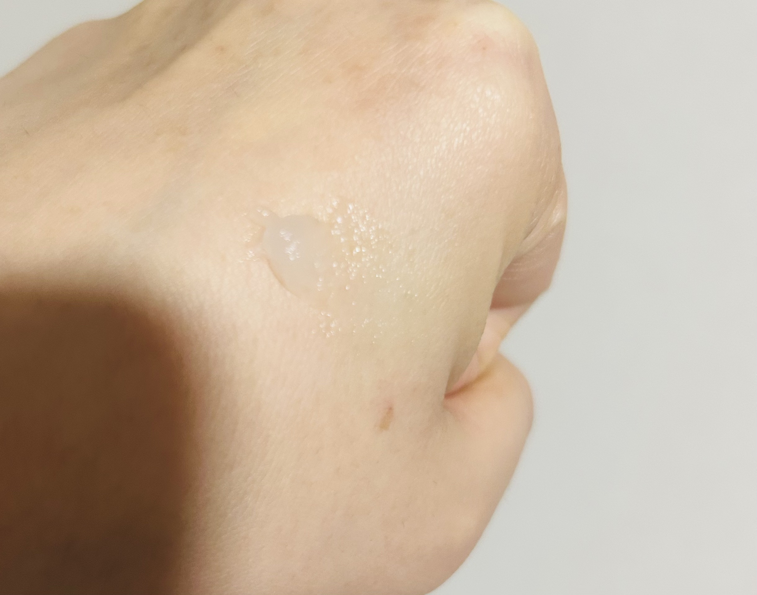 インテンスリペア ハンドクリーム/Neutrogena/ハンドクリームを使ったクチコミ（3枚目）